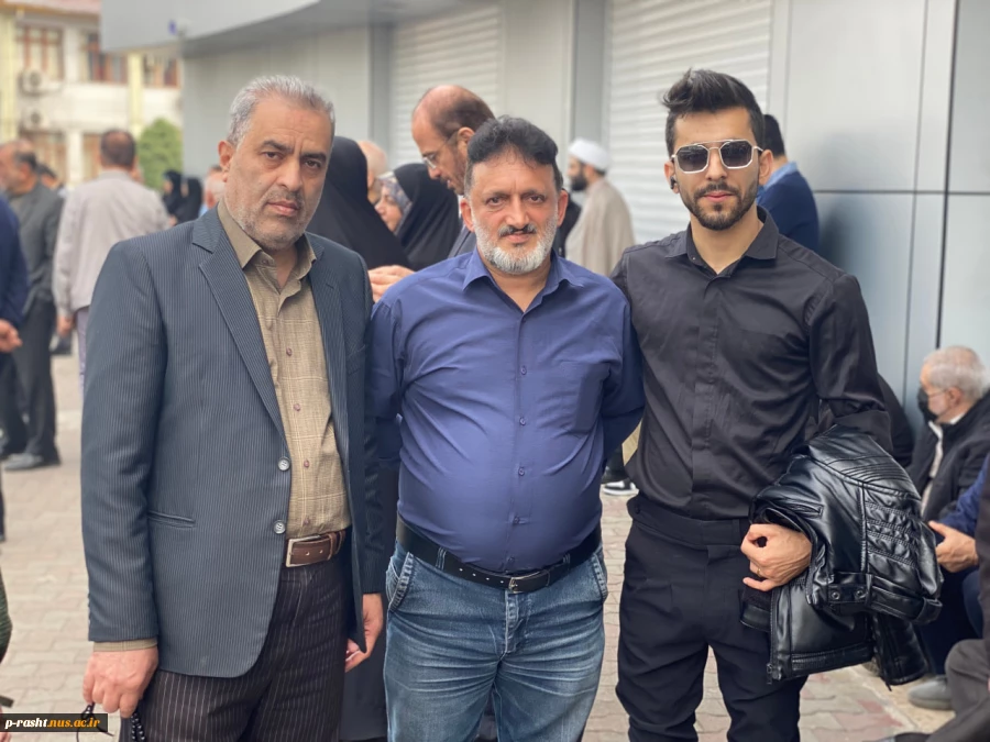 در آخرین جمعه ماه مبارک رمضان:
دانشگاهیان دانشگاه ملی مهارت استان گیلان در راهپیمایی روز جهانی قدس شرکت نمودند 6