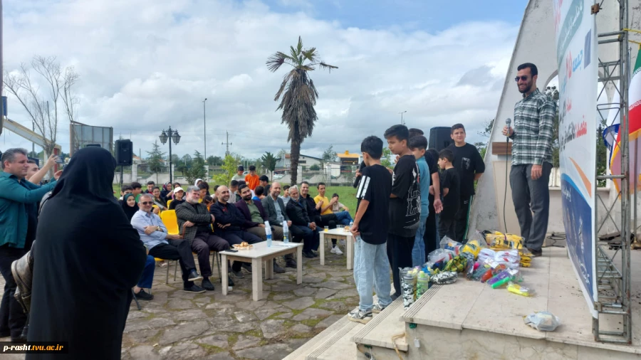 به مناسب هفته تربیت بدنی و ورزش: همایش پیاده روی خانوادگی منطقه لاکان رشت به مقصد یادمان شهید گمنام دفاع مقدس دانشکده شهید چمران رشت 5