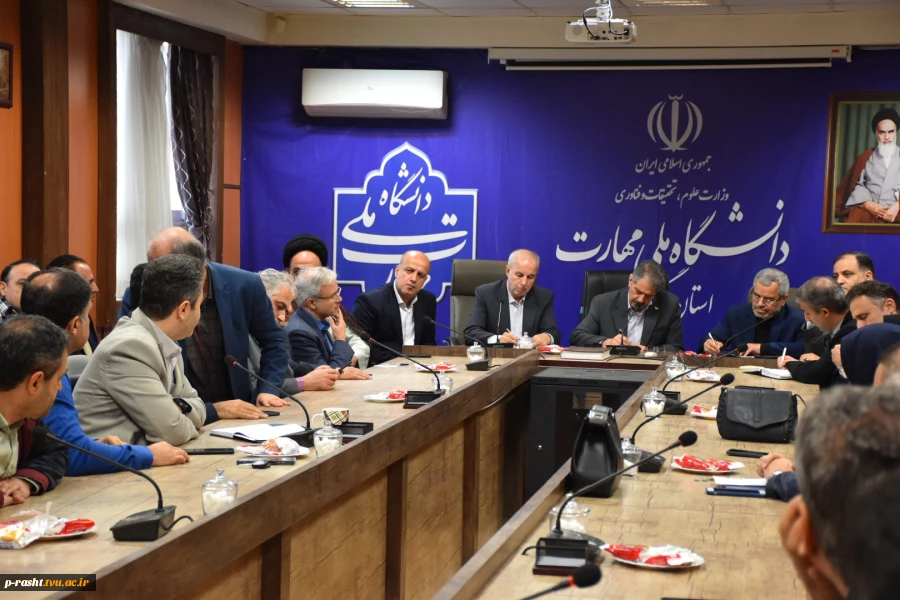 در سفر دو روز دکتر غلامرضا زمانی رئیس دانشگاه ملی مهارت از استان گیلان:
آغاز ساخت پروژه مجتمع کارگاهی و آزمایشگاهی دانشکده شهید چمران رشت با حضور استاندر گیلان و جمعی از نمایندگان مجلس و مسئولان و مقامات استانی و بازدید از تعدادی از واحد های هفتگانه دانش