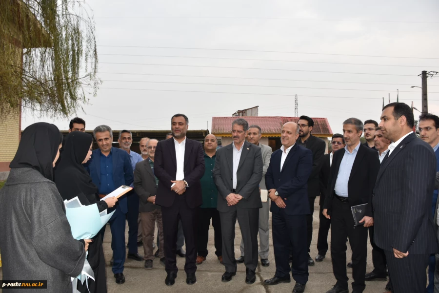 در سفر دو روز دکتر غلامرضا زمانی رئیس دانشگاه ملی مهارت از استان گیلان:
آغاز ساخت پروژه مجتمع کارگاهی و آزمایشگاهی دانشکده شهید چمران رشت با حضور استاندر گیلان و جمعی از نمایندگان مجلس و مسئولان و مقامات استانی و بازدید از تعدادی از واحد های هفتگانه دانش