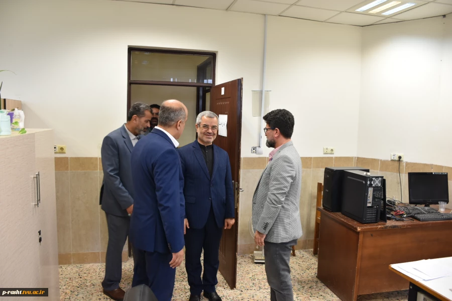 نشست هم اندیشی دکتر محمدرضا احمدی سنگری نماینده مردم شریف شهرستان رشت و خمام در مجلس شورای اسلامی با سرپرست دانشگاه ملی مهارت واحد استانی گیلان 8