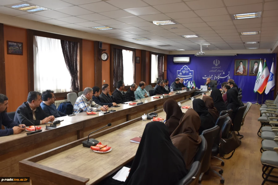 جلسه رئیس دانشگاه ملی مهارت واحد استانی گیلان با سرپرستان خوابگاه های دانشجویی واحدهای دانشگاه در استان گیلان 4